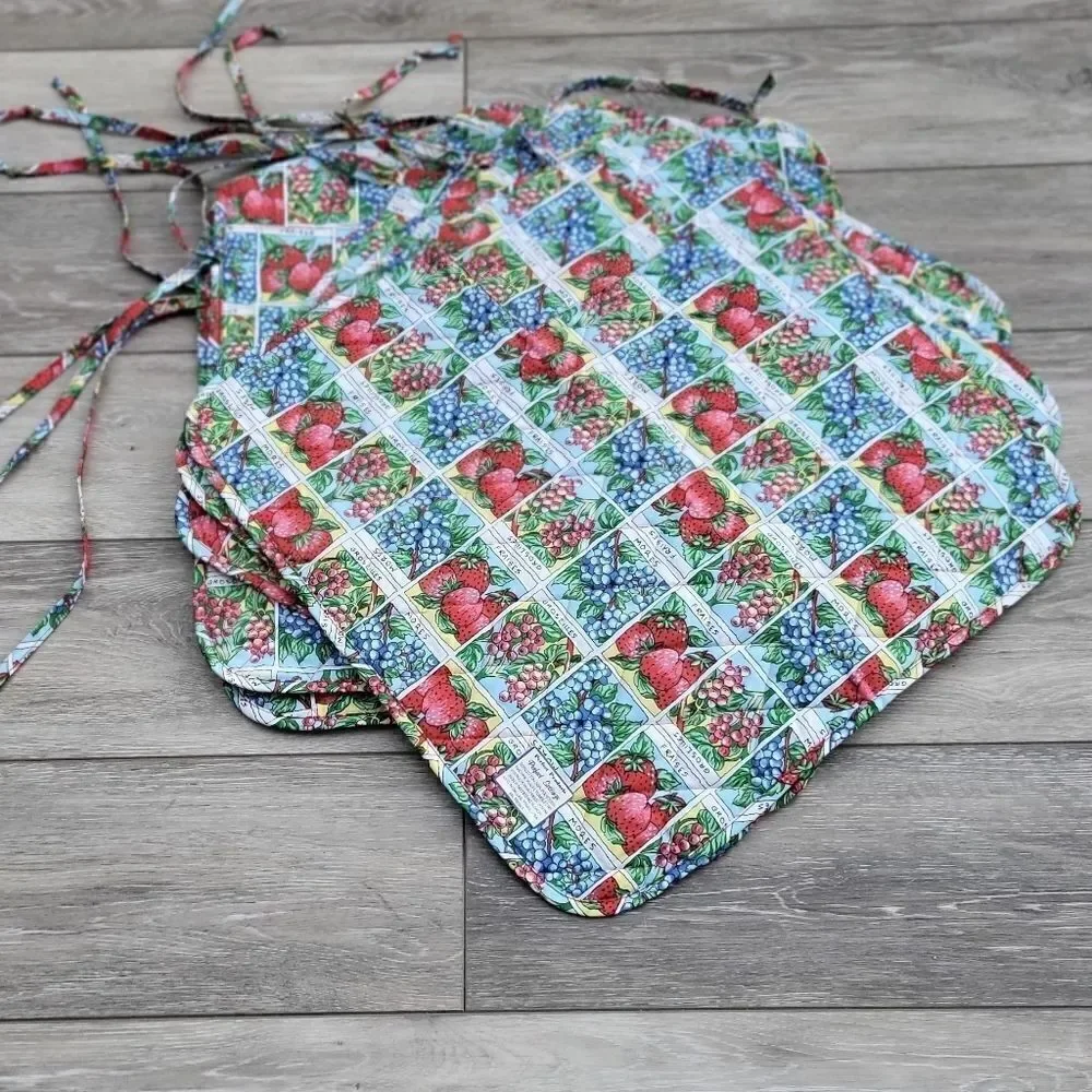 Perfect Settings 6 placemats/silverware holders roll up fruit berries gift